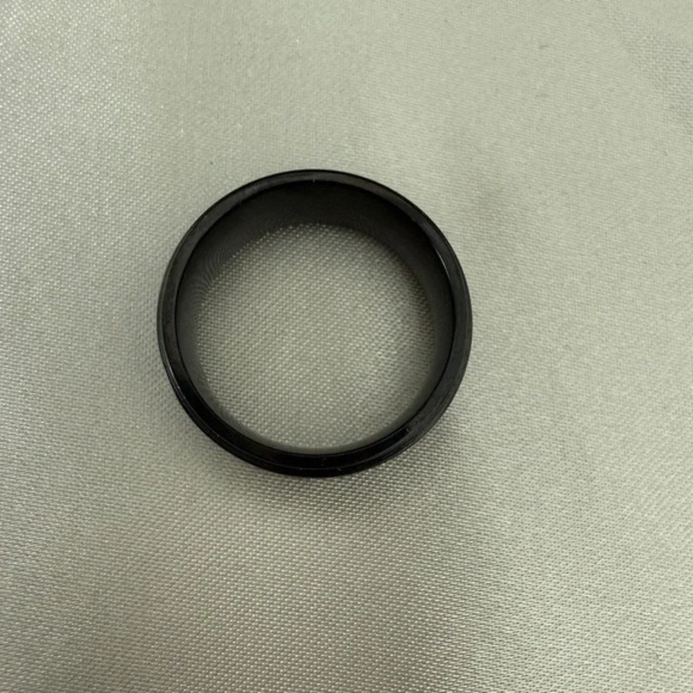 Men's Black Titanium Wedding‎ Band Brushed Finish Beveled Edges Ring